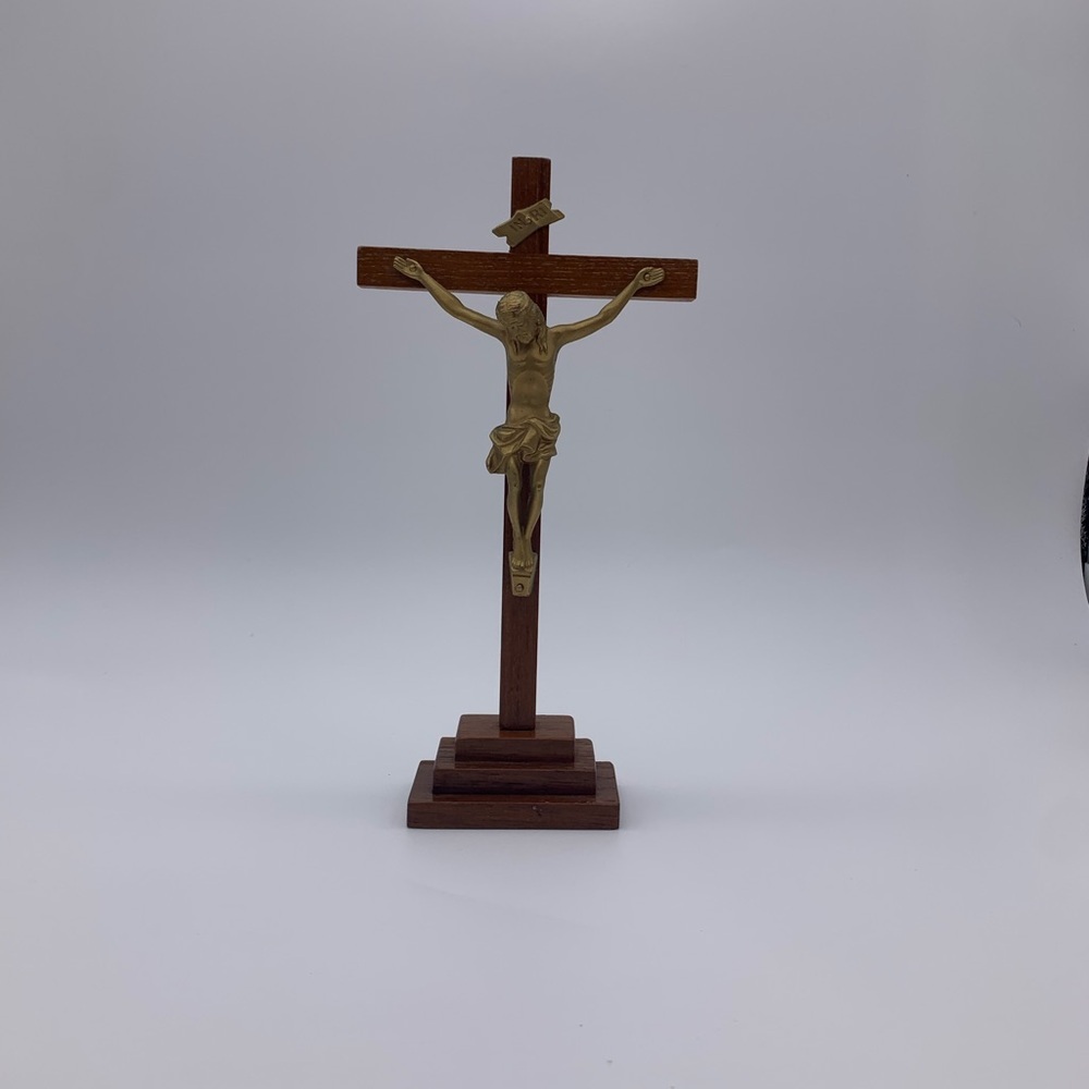 Vtg. Automatic China 9” Bronze Resin Jesus Standing Wooden Crucifix